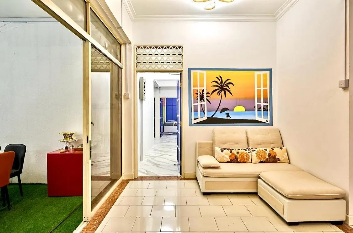 Penang Dream Banglo Sleeps 18 Tanjung Bungah  Malaysia